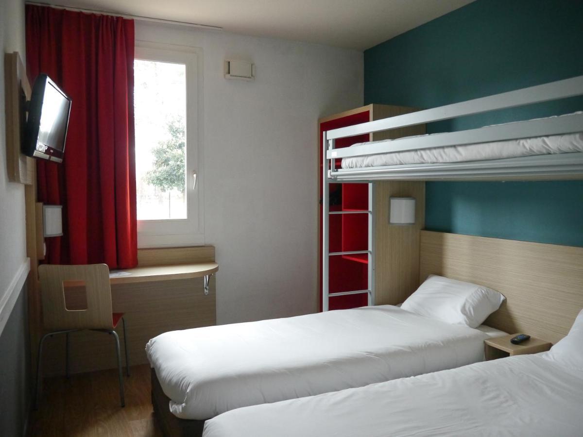 Kyriad Direct Mont De Marsan - St Avit Saint-Avit  Bagian luar foto
